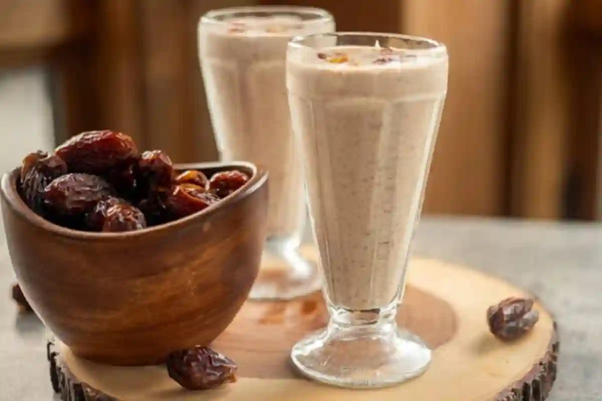 کھجور اور دودھ ساتھ کھانے کے حیرت انگیز فوائد جان کر آپ دنگ رہ جائیں گے
