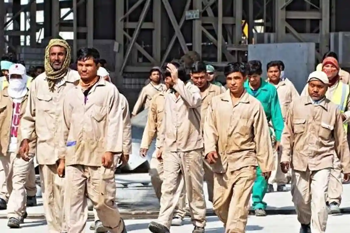 سعودی عرب میں ملازمت اور تنخواہوں سے متعلق بڑی خبر آگئی