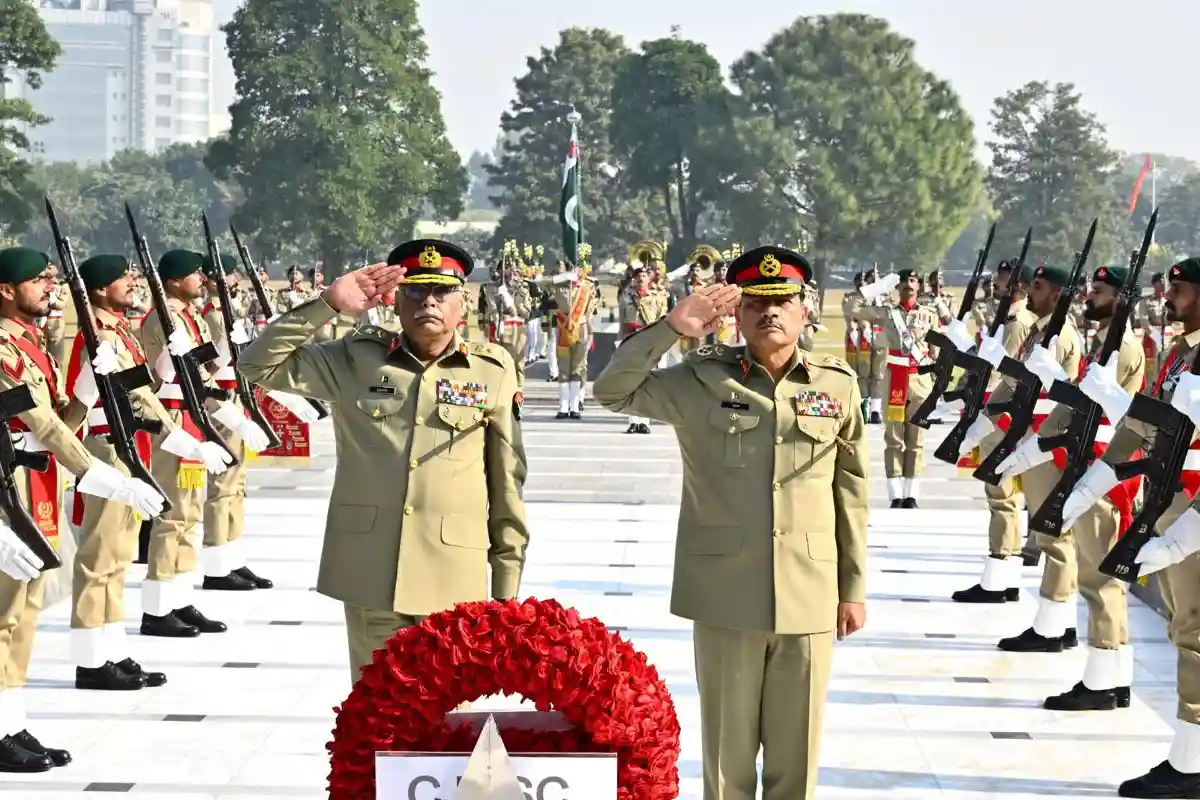 جنرل ساحر شمشاد مرزا کی اسٹریٹجک دانشمندی کو سراہتے ہیں، فیلڈ مارشل عاصم منیر