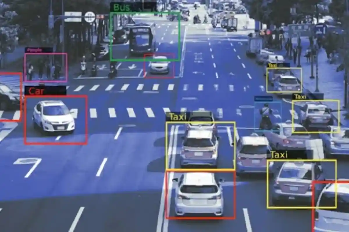 اس سے تیز گاڑی یا بائیک چلائی تو بھاری جرمانہ ہوگا! کراچی کی تمام اہم شاہراہوں پر نئی اسپیڈ لمٹ کیا ہے؟ جان لیں