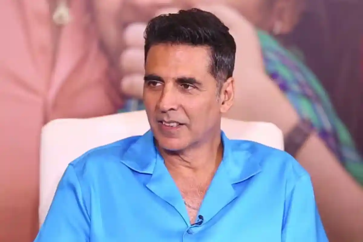 اکشے کمار کو سیٹ پر 100 انڈے کیوں مارے گئے؟