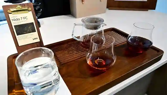 دبئی میں دنیا کی سب سے مہنگی ترین کافی، ایک کپ کی قیمت جان کر آپ کے ہوش اڑجائیں گے