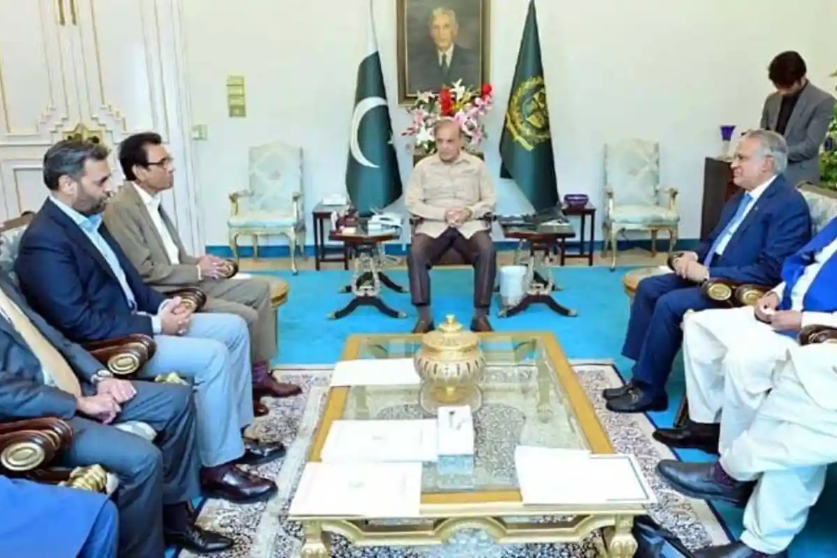 ایم کیو ایم رہنماؤں کا وزیراعظم سے 27 ویں آئینی ترمیم میں مقامی حکومتوں کو اختیارات دینے کا مطالبہ