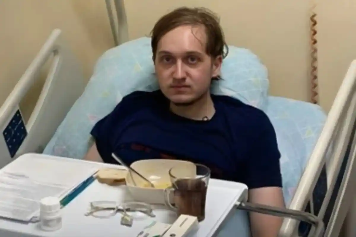 زیادہ انرجی ڈرنکس پینے کا نتیجہ: نوجوان چلنے پھرنے سے معذور