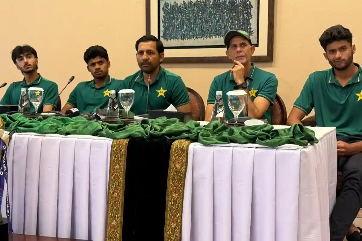 وزیر اعظم کا پاکستان انڈر 19 کے ایشیا کپ جیتنے کی خوشی میں کھلاڑیوں کو کروڑوں روپے دینے کا اعلان