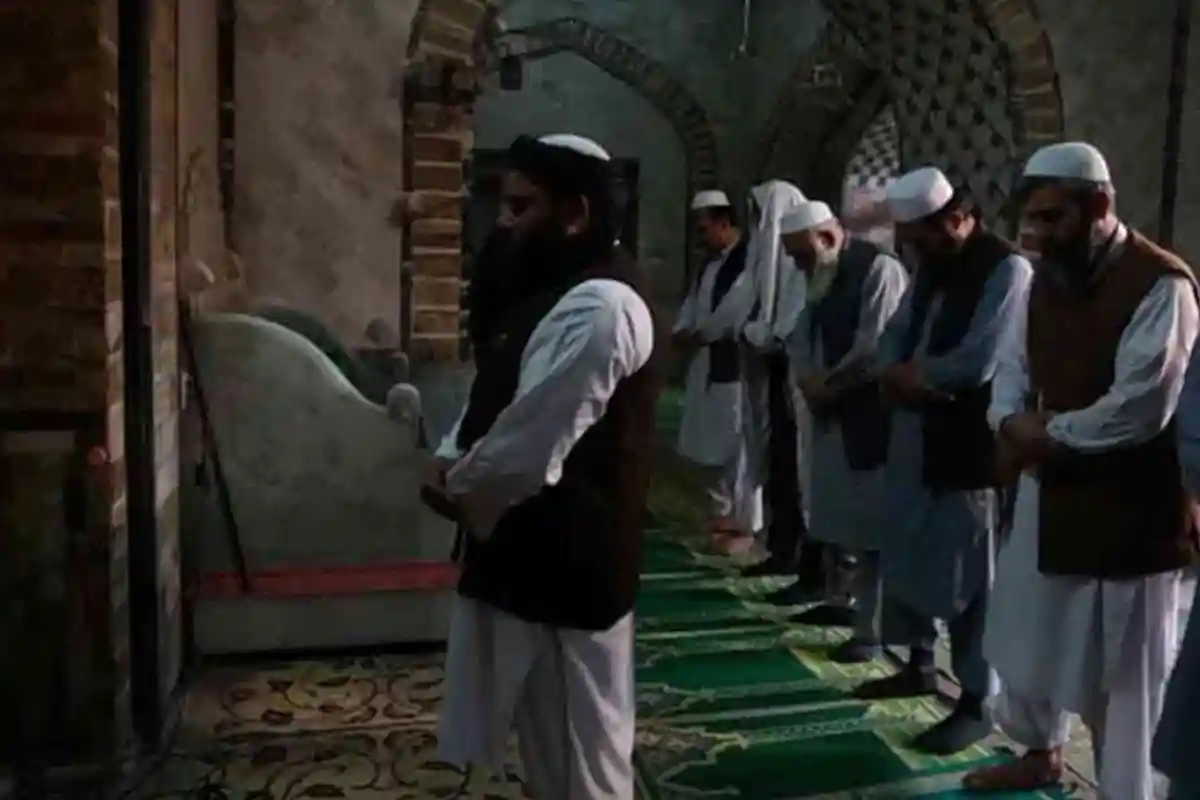 امام مسجد صاحبان کو ماہانہ وظیفہ کب اور کتنا ملے گا؟ حکومت نے تمام تفصیلات بتادیں