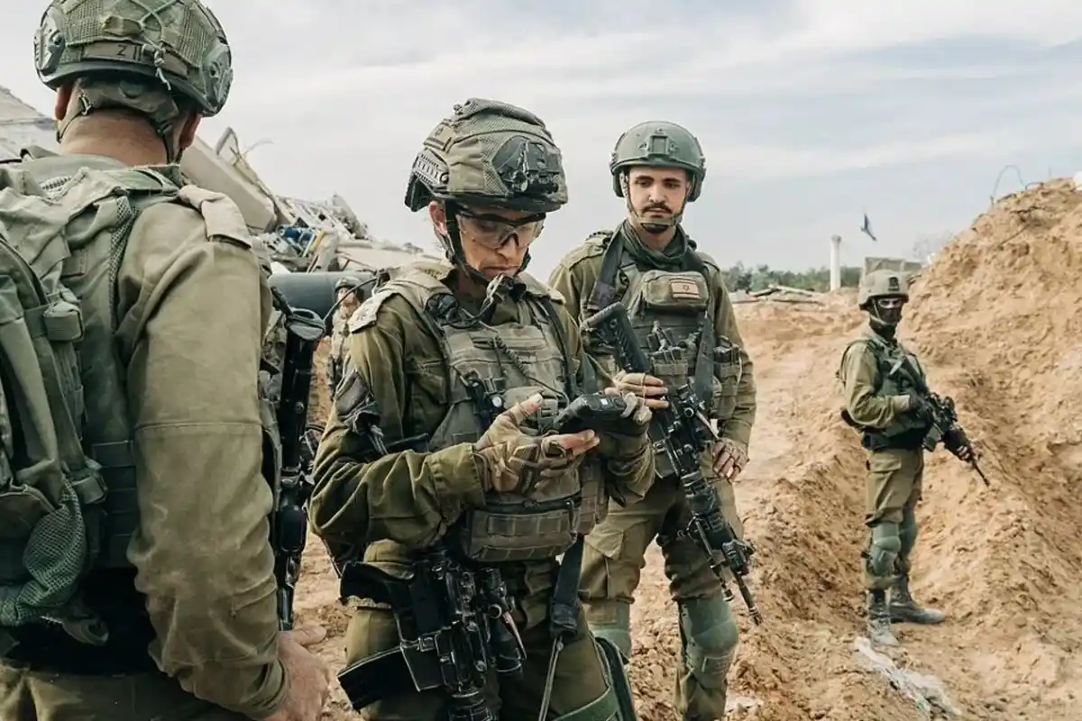 اسرائیلی فوج نے اعلیٰ افسران کیلئے اینڈرائیڈ فونز پر مکمل پابندی عائد کردی