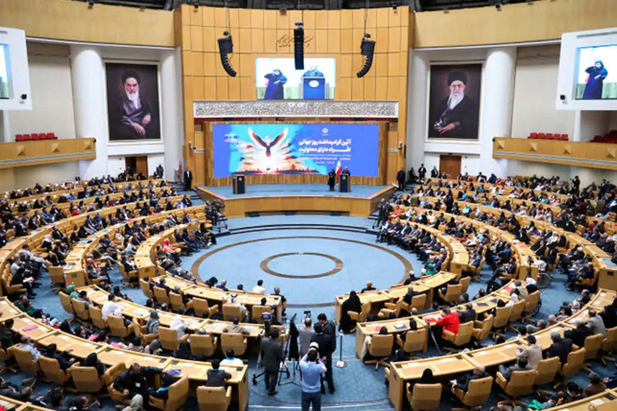 دشمن دباؤ کے ذریعے غیر منطقی مطالبات منوانے میں کامیاب نہیں ہوگا، ایرانی صدر کا دو ٹوک اعلان