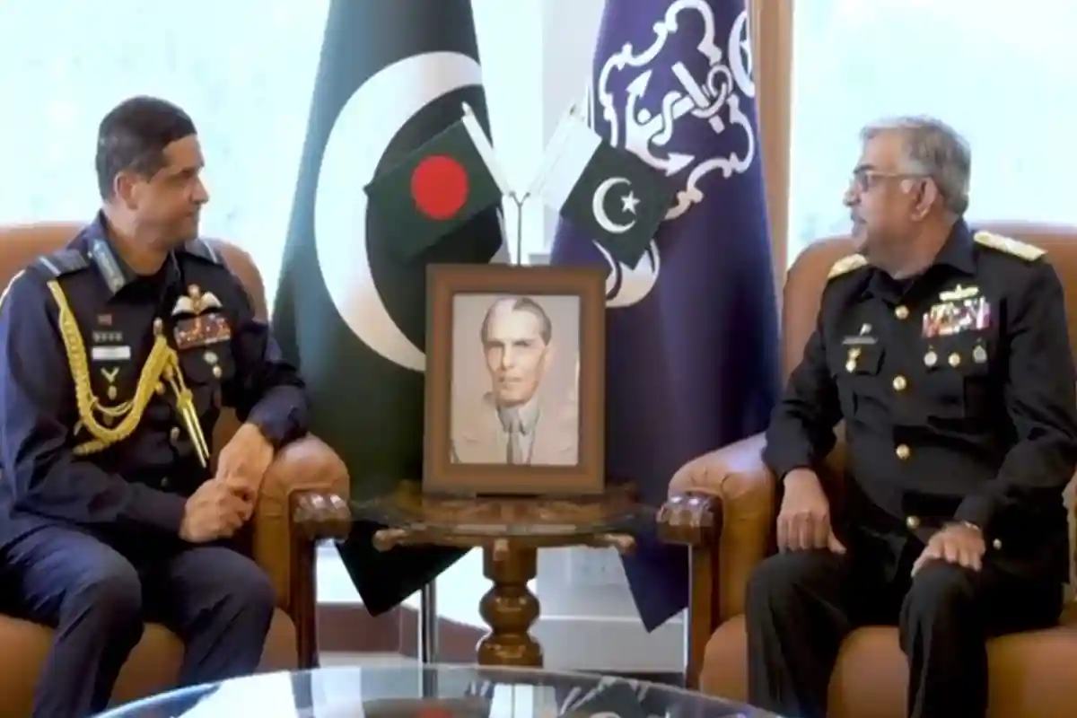 بنگلادیش ایئر فورس کے چیف آف ایئر اسٹاف کا نیول ہیڈکوارٹرز اسلام آباد کا دورہ