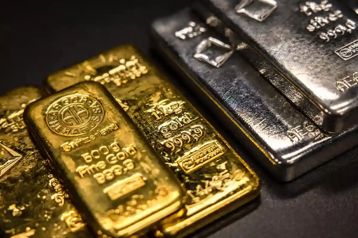 سونے اور چاندی کی قیمتوں نے تمام عالمی ریکارڈ توڑدیئے