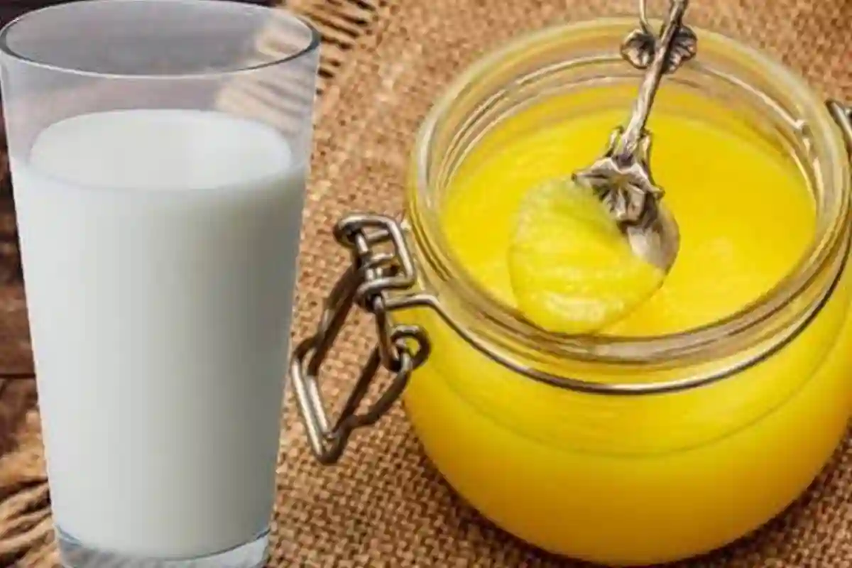 دیسی گھی گرم دودھ