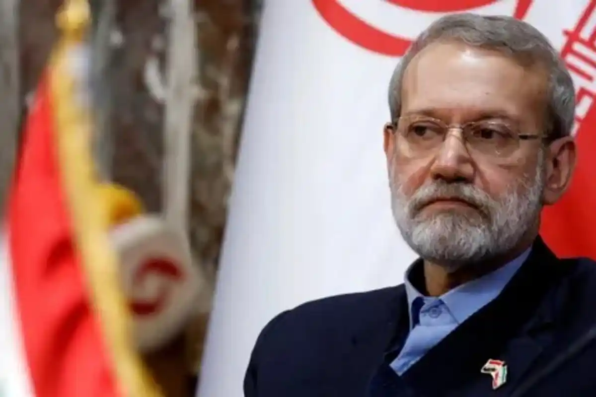 اگر امریکا نے ایران کے اندرونی معاملات میں مداخلت کی تو خطے میں اس کے فوجی خطرے میں پڑ جائیں گے، لاریجانی