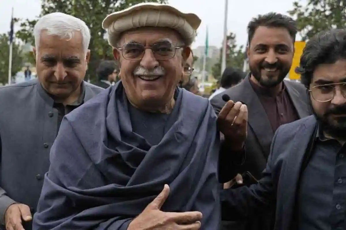 محمود خان اچکزئی قومی اسمبلی میں اپوزیشن لیڈر مقرر