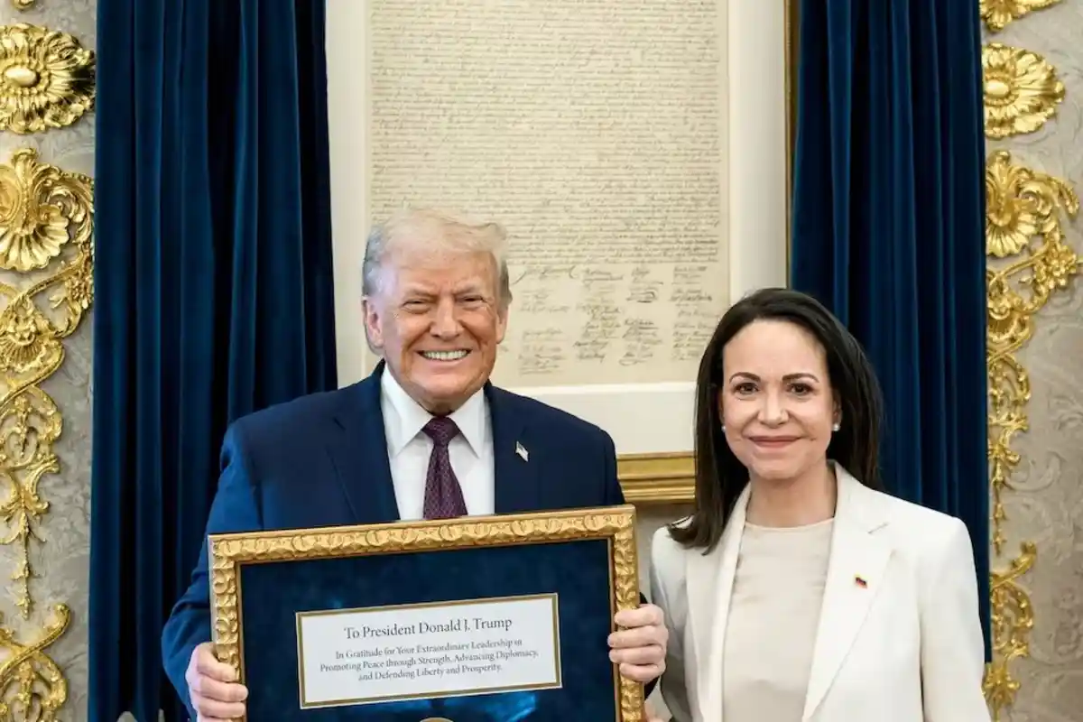 ماریا کورینا مچاڈو نے نوبل امن انعام ٹرمپ کو دیدیا