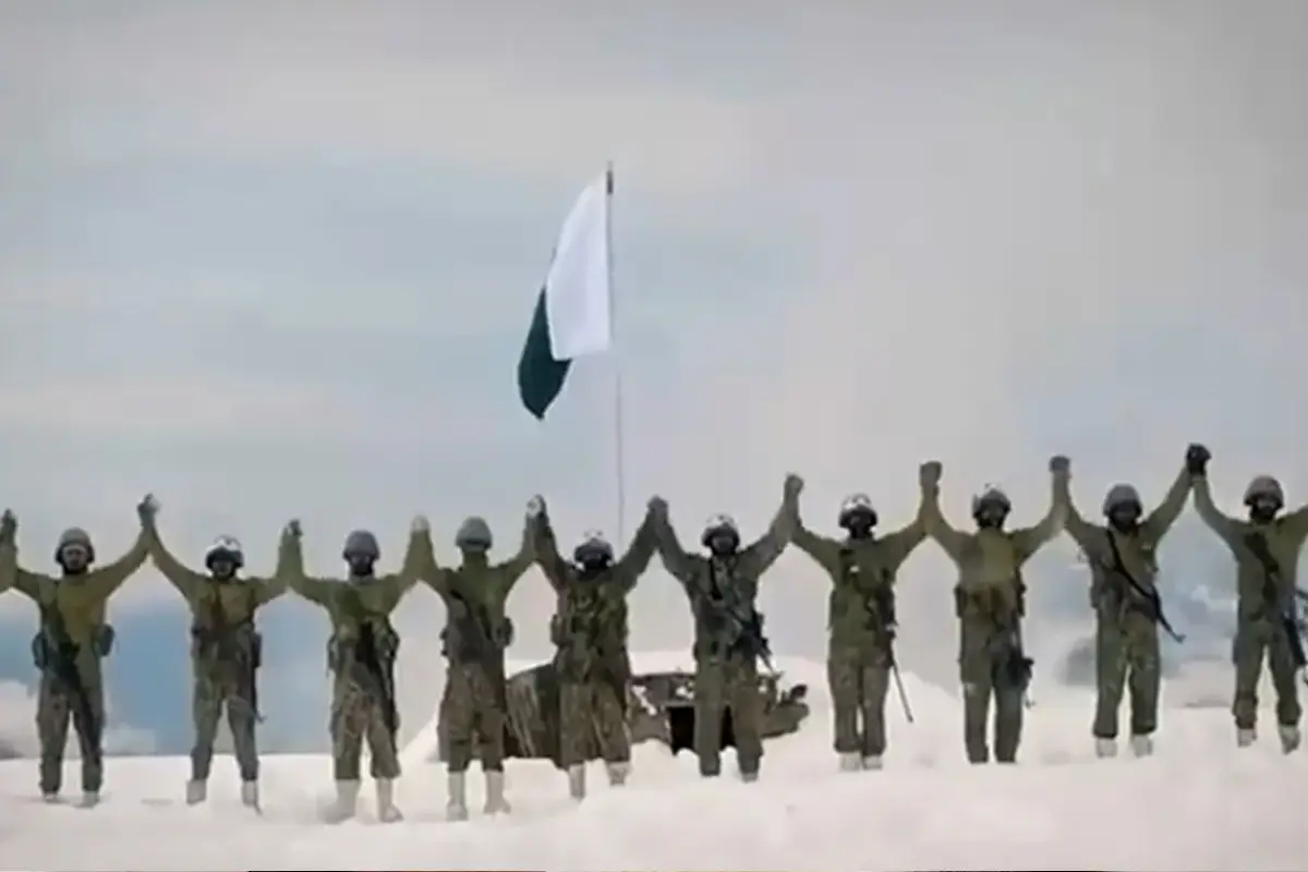 آئی ایس پی آر کا نیا ملی نغمہ ریلیز، افواجِ پاکستان کی قربانیوں کو شاندار خراجِ تحسین