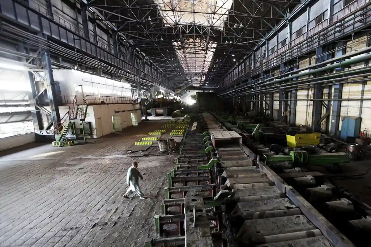 پاکستان اسٹیل ملز کی 11 کے وی بجلی کی تاریں بھی چوری، اثاثے نیلام کرنے کا فیصلہ