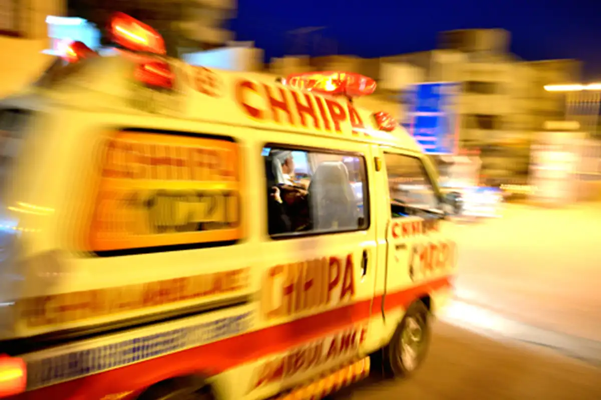 کراچی میں غیرت کے نام پر قتل؛ باپ نے پسند کی شادی کرنے والی بیٹی اور داماد کو گولی مار دی