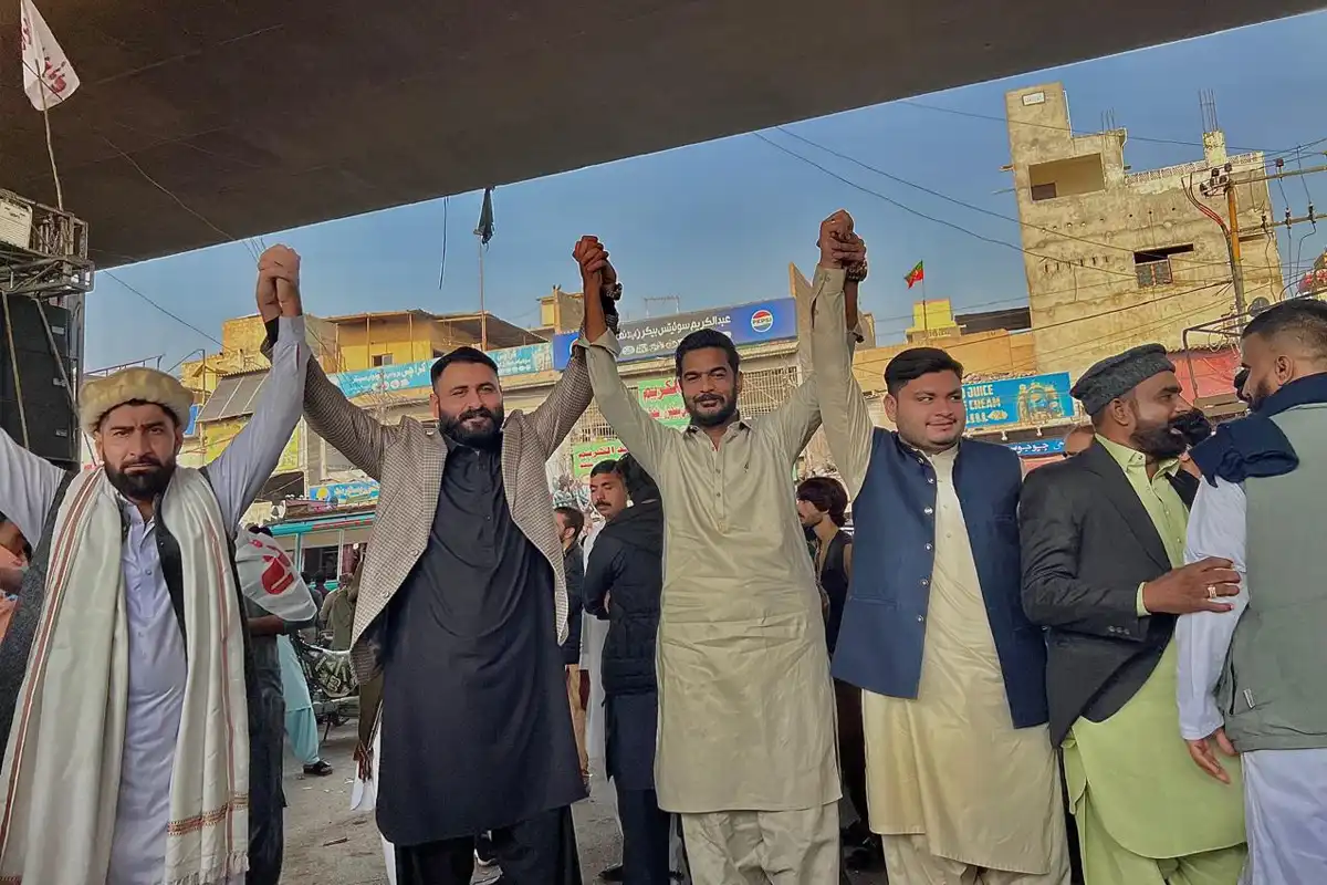 کراچی میں ہزارہ کلچر ڈے: قائد آباد سے سی ویو تک پُرامن ریلی