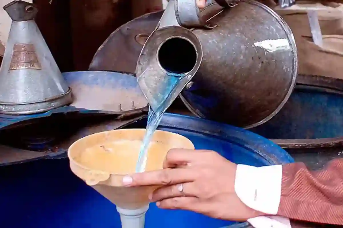 ڈیزل مہنگا کرنے  کے بعد حکومت نے عوام پر ایک اور بم گرادیا