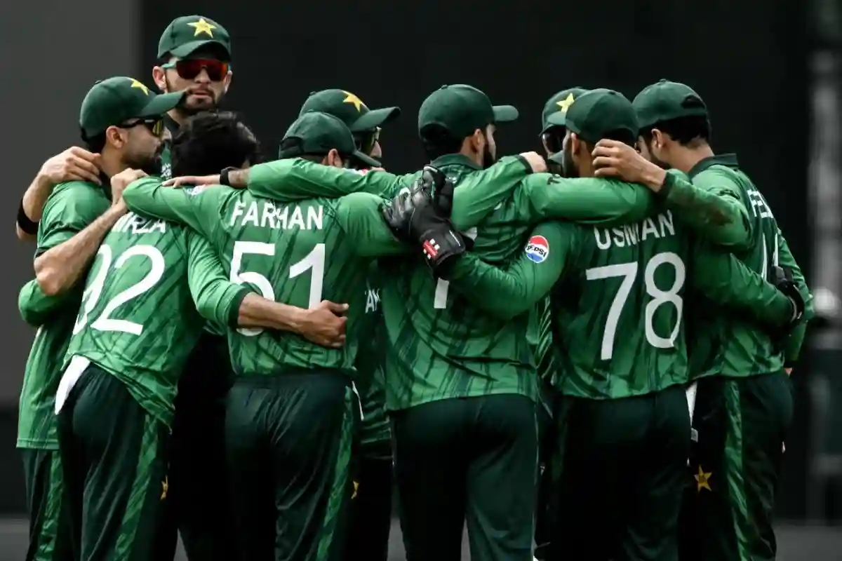 ٹی ٹوئنٹی ورلڈ کپ؛ پاکستان نے سنسنی خیز میچ میں نیدر لینڈز کو 3 وکٹوں سے شکست دے دی