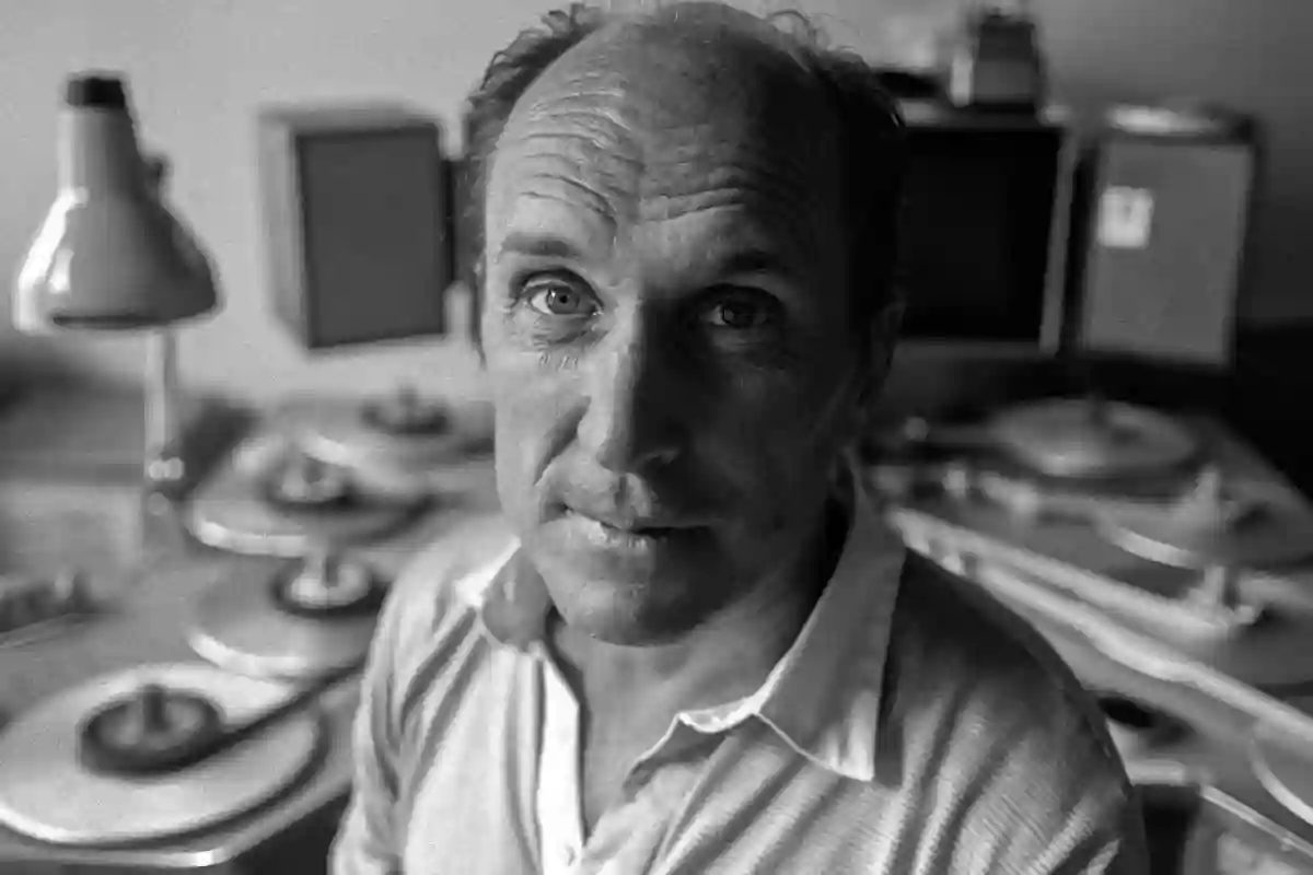 لیجنڈری اداکار 95 برس کی عمر میں انتقال کرگئے