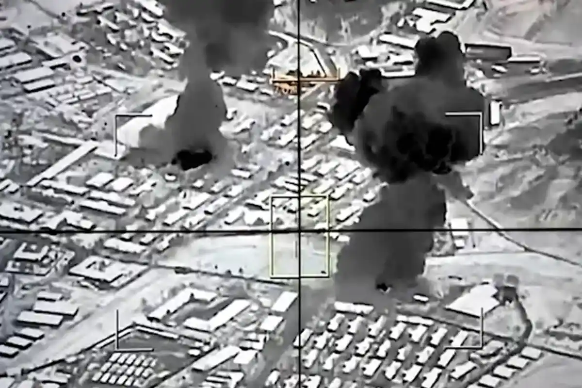 پاکستان کا افغان طالبان رجیم کیخلاف آپریشن غضب للحق جاری!! 297 خوارج ہلاک، 89 چوکیاں مکمل تباہ، 18 پر قبضہ کرلیا