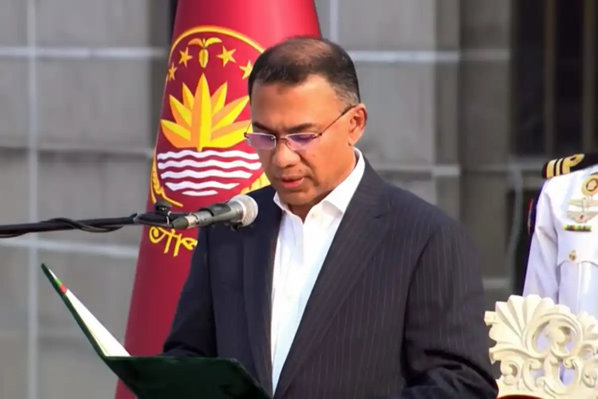 طارق رحمان نے بنگلہ دیش کے نئے وزیرِ اعظم کا حلف اٹھا لیا