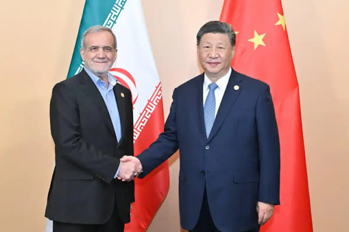 چین کا انتباہ: ایران پر امریکی و اسرائیلی حملے فوری طور پر بند کیے جائیں