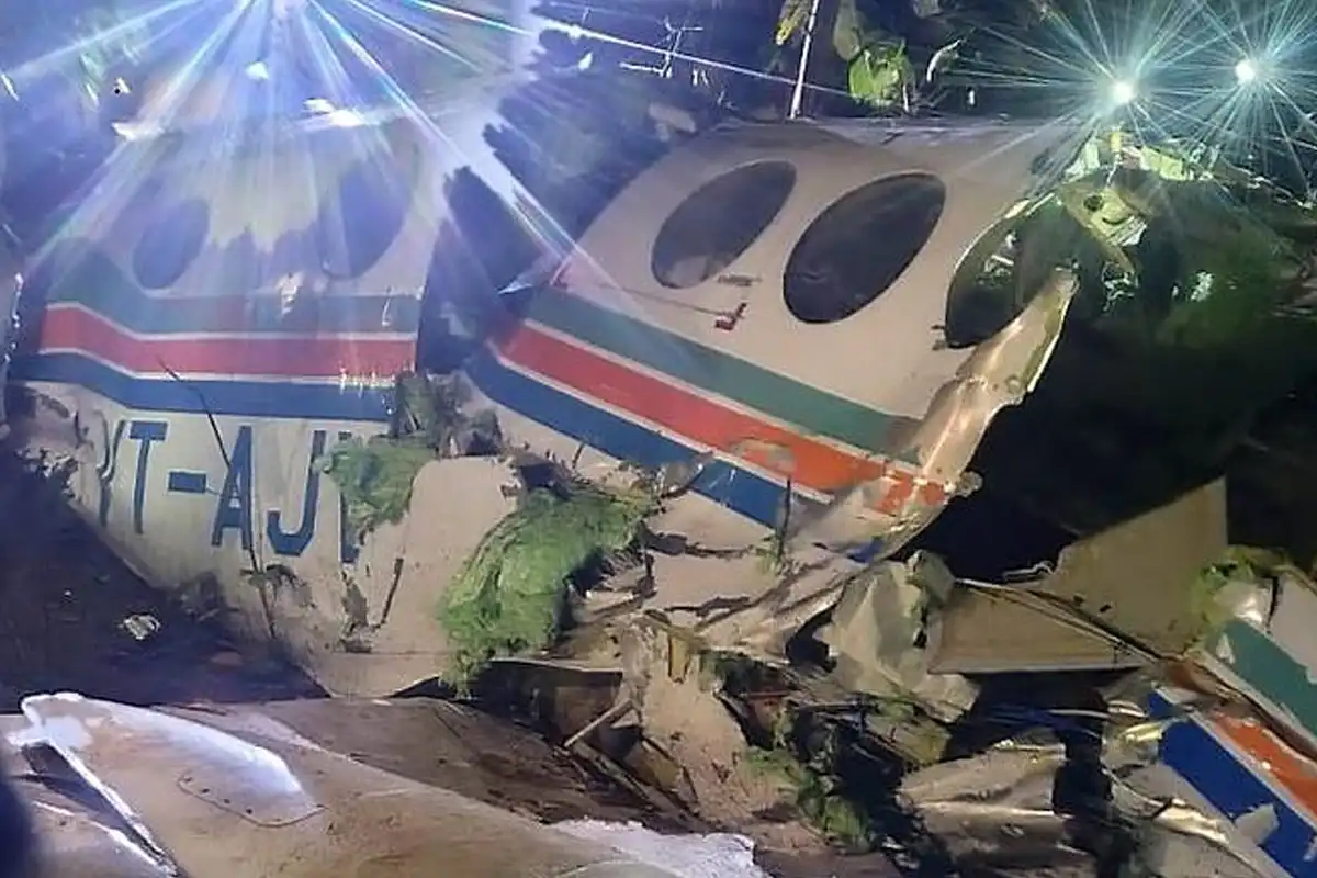 بھارت میں ایک اور فضائی حادثہ، 7 افراد ہلاک