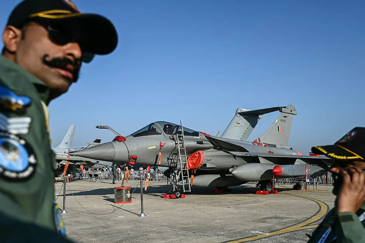 بھارت کے 900 پائلٹس لاپتہ ہیں، بھرتی کیلئے بھی کوئی تیار نہیں : سیکورٹی تجزیہ کار