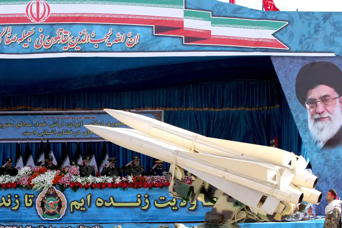 ایران، امریکہ کے ساتھ طویل جنگ کی تیاری کر رہا ہے