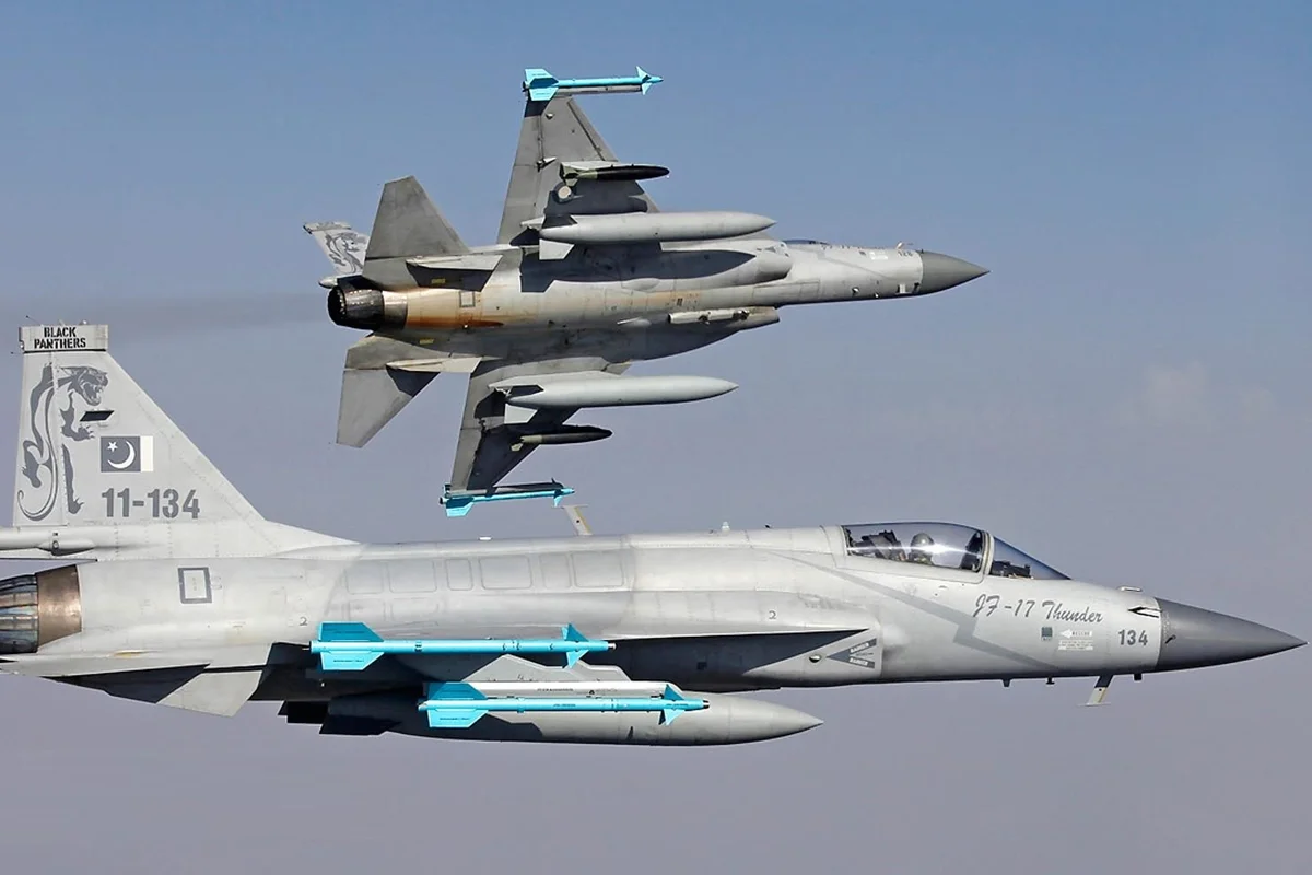 پاکستان کا افغانستان پر حملوں سے قبل امریکہ و ایران سمیت دیگر ممالک سے سفارتی رابطہ