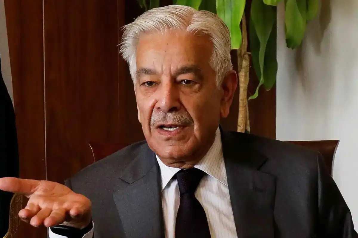 پی ٹی آئی کی توجہ بانی کی رہائی پر ہے، قومی سلامتی پر نہیں : خواجہ آصف