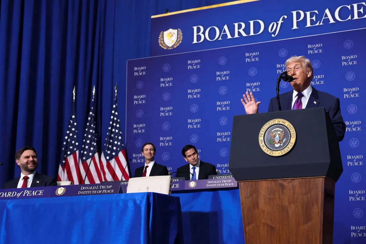 ٹرمپ کا امن بورڈ کے پہلے اجلاس میں غزہ کیلئے اربوں ڈالر امداد اور عالمی فورس کا اعلان