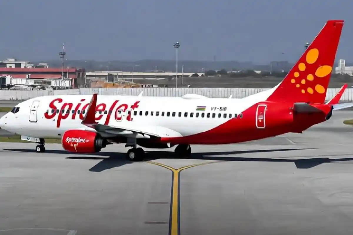 بقایاجات کی عدم ادائیگی پر بھارتی ایئرلائن کے لیے بنگلہ دیشی فضائی حدود بند