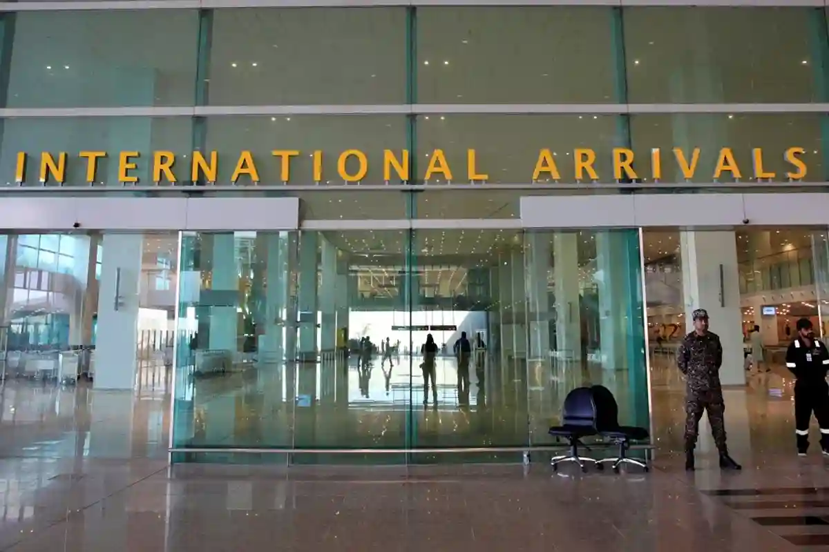 بیرون ملک سے پاکستان آنے والے مسافروں کیلئے بڑی خبر آگئی