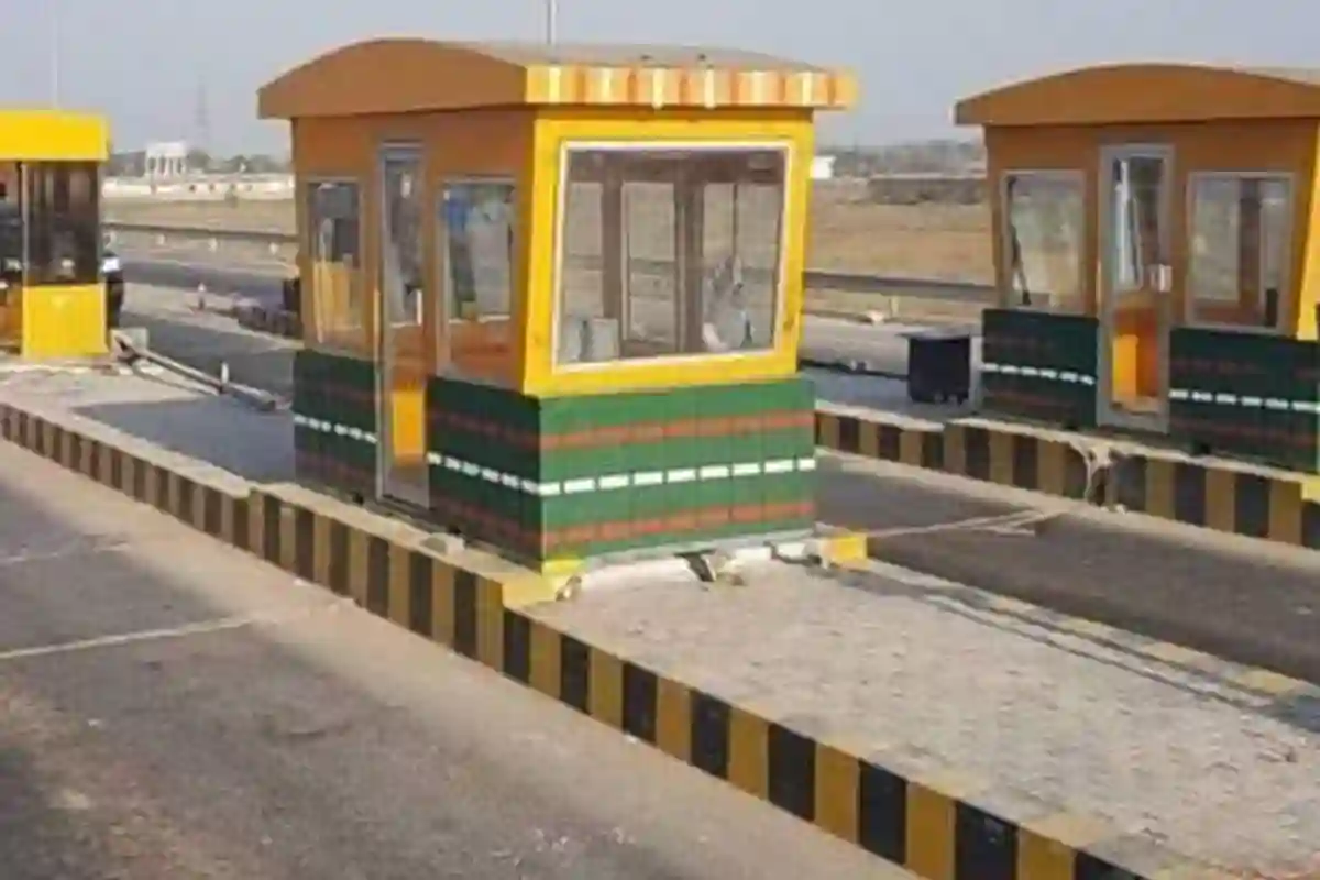 عوامی سہولت کیلئے ٹول پلازوں کے بارے میں اہم فیصلہ