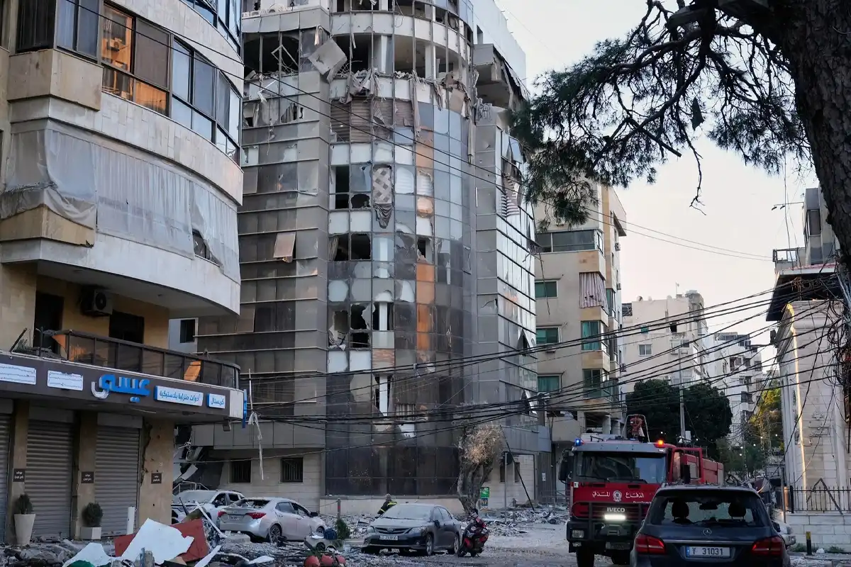 لبنان میں فضائی حملوں سے 31 افراد شہید، اسرائیل کا فوجیں اتارنے کا عندیہ