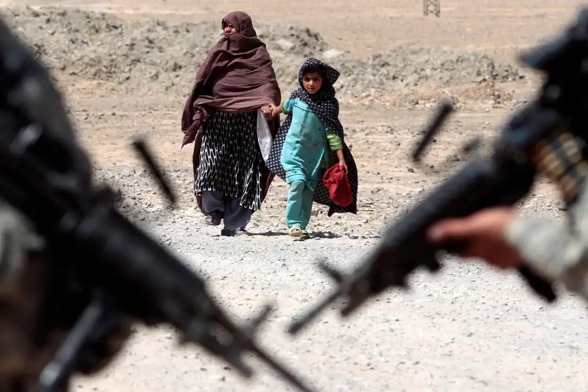 افغان سیاسی قیادت نے پاکستان سے کشیدگی کا ذمہ دار طالبان کو قرار دے دیا