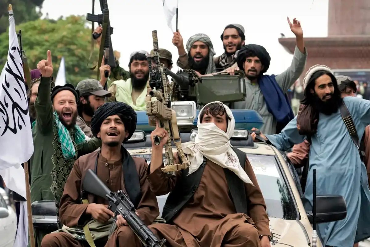 افغان طالبان کا بھارتی پراکسی کا کردار، خطے کے امن کیلئے سنگین خطرہ ہے، بنگلہ دیشی جریدہ