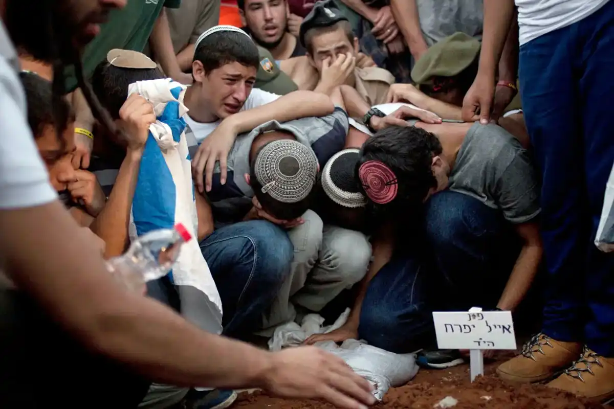 اسرائیل میں ایرانی حملوں سے ہلاکتوں کی تعداد 13 ہوگئی، ہزار سے زائد زخمی