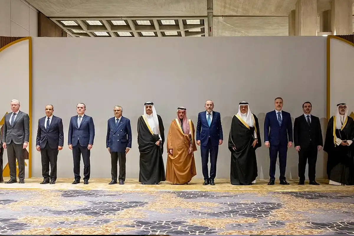 عرب اور اسلامی ممالک کا ہنگامی وزرائے خارجہ اجلاس، ایران سے فوری حملے روکنے کا مطالبہ