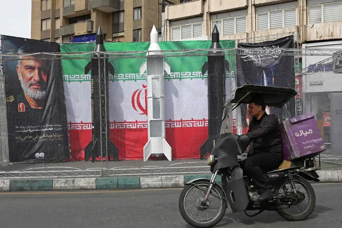 مہنگی مغربی ٹیکنالوجی ایران کے سستے ہتھیاروں کے سامنے بے بس