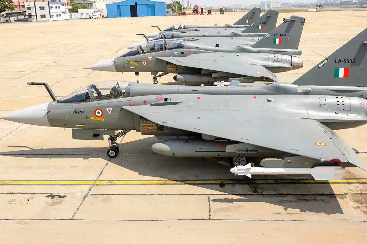 ’میڈ ان انڈیا‘ دفاعی منصوبے کا جنازہ نکل گیا، تیجس طیاروں کے مسلسل حادثات نے قلعی کھول دی
