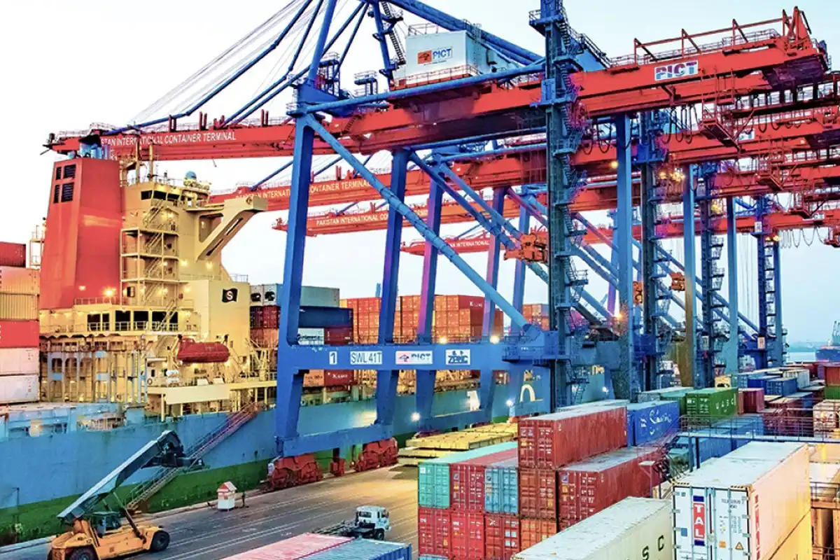 پاکستانی بندرگاہوں پر تجارتی سرگرمیوں کا تاریخی ریکارڈ، کراچی پورٹ پر ٹرانس شپمنٹ میں غیر معمولی اضافہ