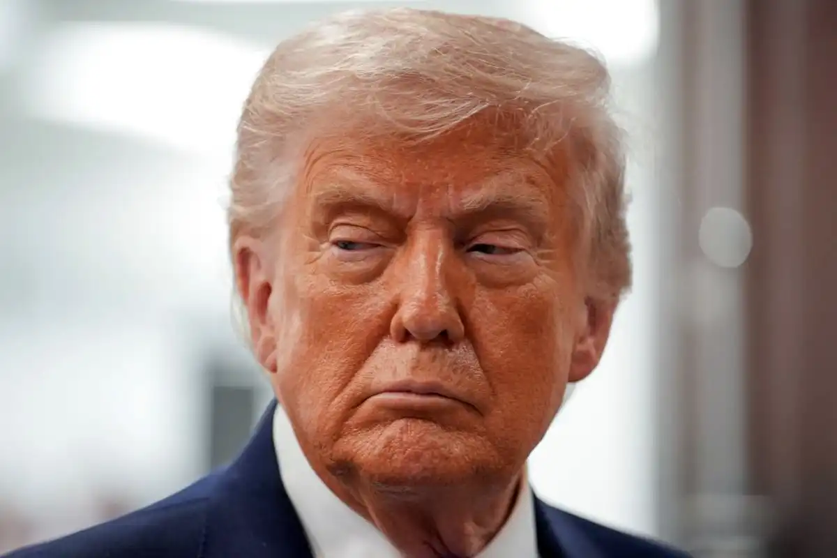 مجتبیٰ خامنہ ای زندہ