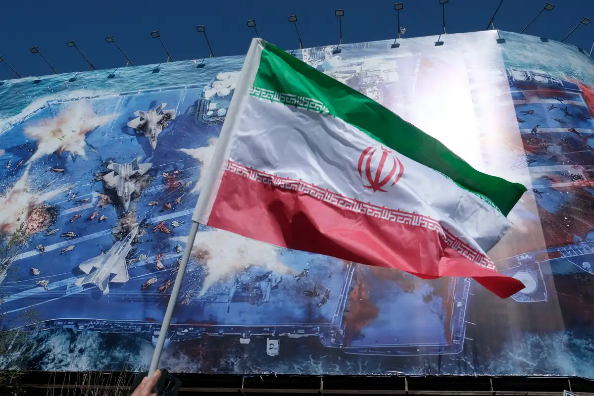 ایران کا امریکہ و اسرائیل کے خلاف تیرہویں حملوں کی لہر شروع کرنے کا اعلان