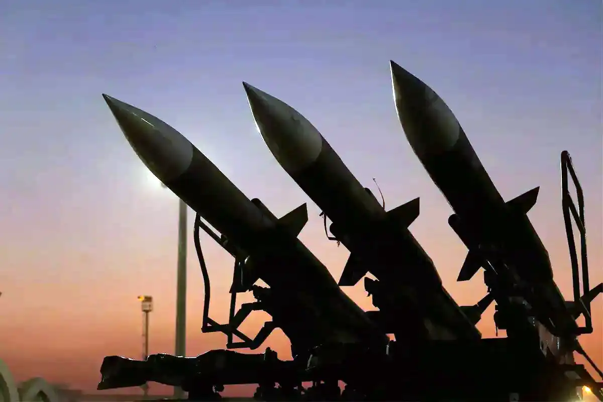 ایران کی 51ویں لہر، امریکہ کے الخرج فوجی اڈے پر میزائل حملے