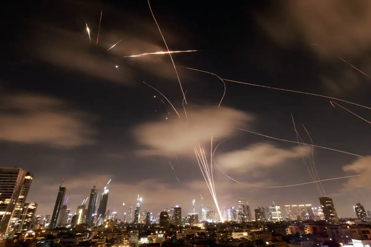 ایران کے تابڑ توڑ حملوں سے اسرائیلی دفاعی میزائلوں کے ذخائر تیزی سے کم ہونے لگے