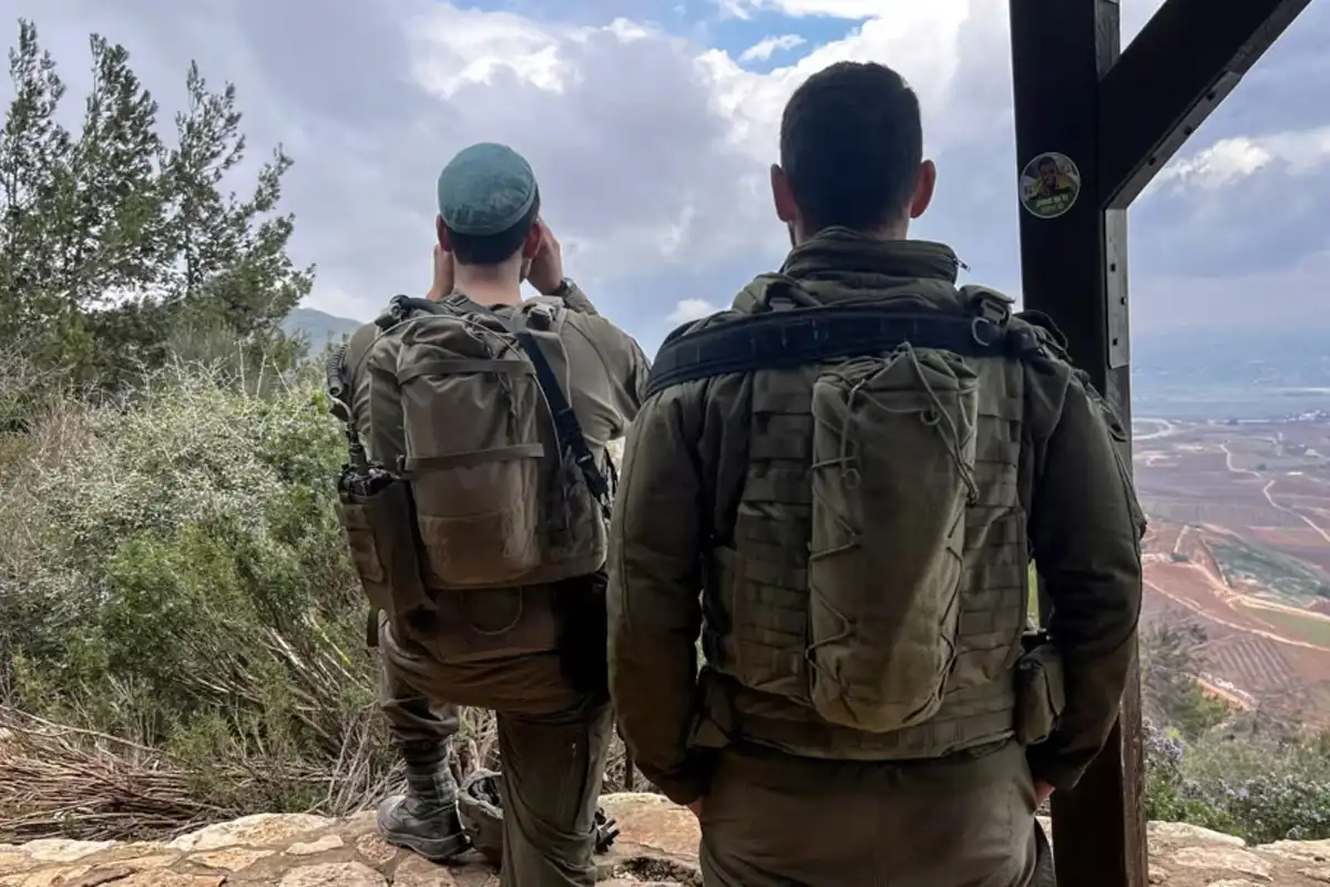 اسرائیل کی ایران کی نئی قیادت اور انہیں چننے والوں کو ختم کردیں گے، اسرائیلی فوج کی فارسی میں دھمکی